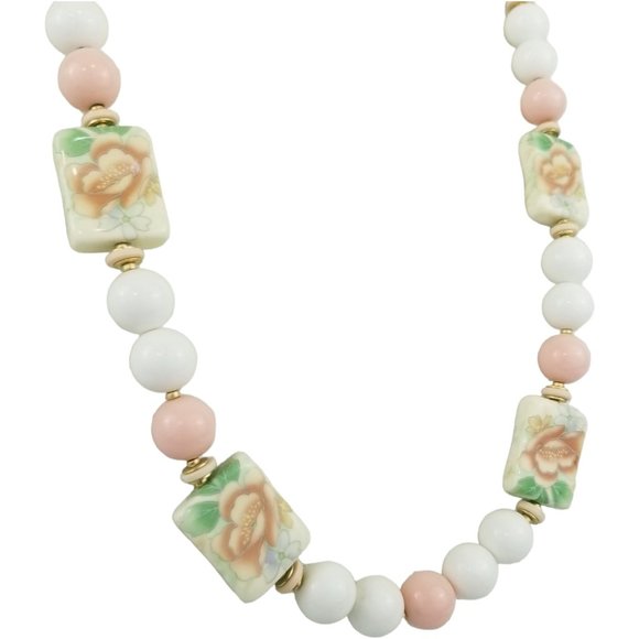 Vintage 1980s Japan Plastic Beaded Necklace Floral Lucite Pink Peach T16 - Picture 2 of 4